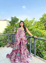 Kumud Lehenga